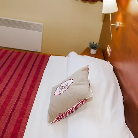 Cit'hotel Armony