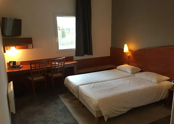 Cit'hotel Armony 3* 布尔阿沙尔